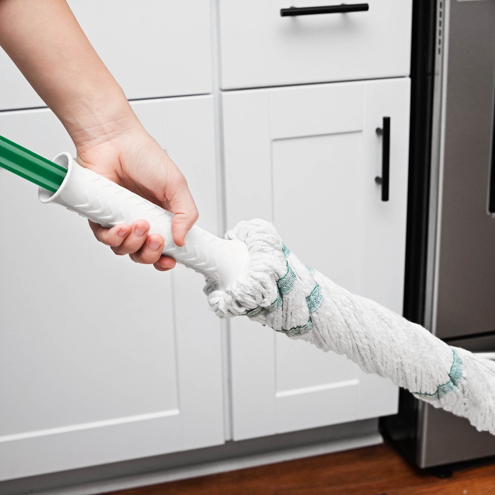 Libman Tornado Twist Mop With Cotton Blend Head