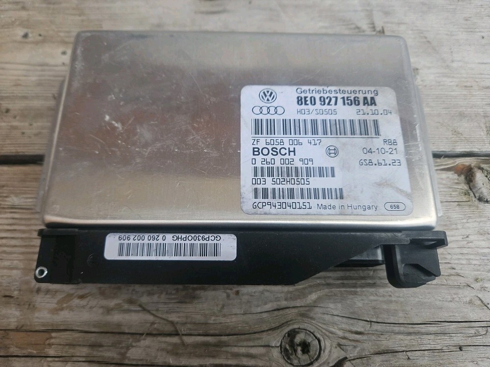VW / Audi Transmission Control Module (TCM / TCU) 8E0 927 156 AA