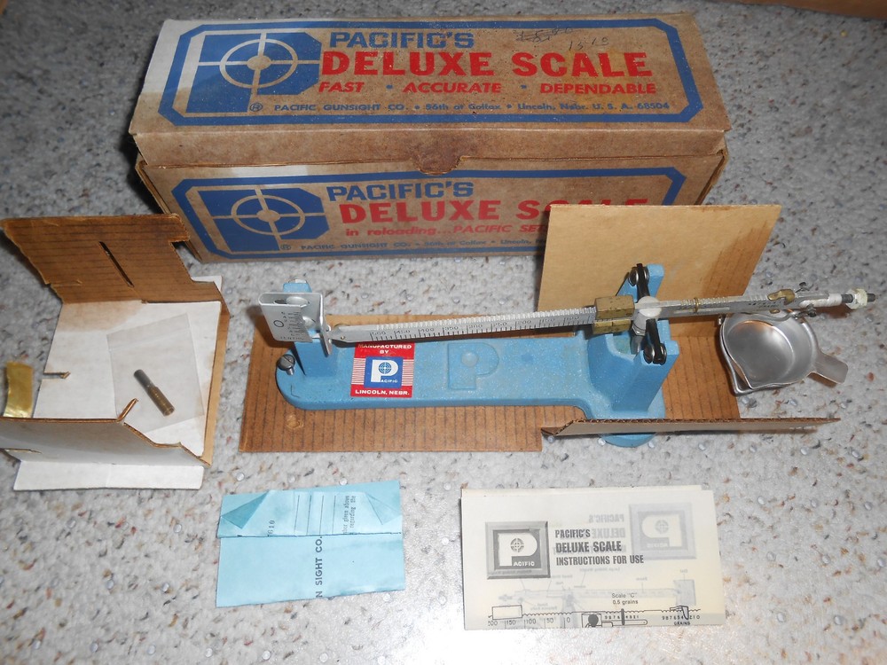 VINTAGE PACIFIC RELOADING POWDER MEASURE Scale