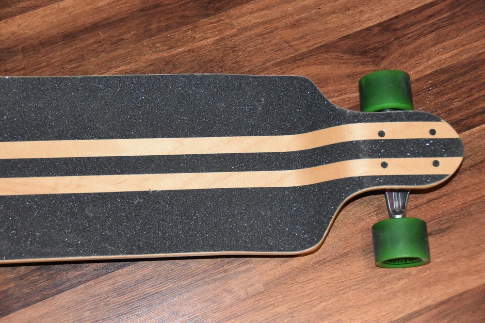 EXCELLENT CONDITION Toucan Rimable Complete Longboard Skateboard 41”