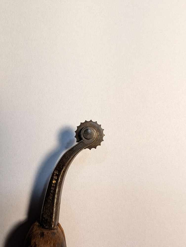 Stiching Wheel Ref. 425