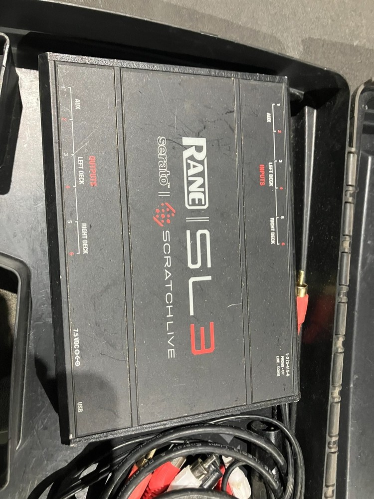 Rane SL3 Scratch Live Serato DJ Interface with Case and Audio Cables