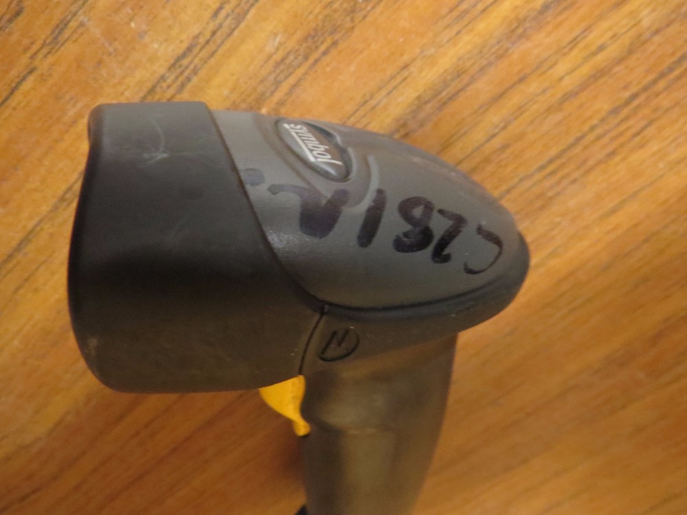 + Symbol LS2208-SR20007R-NA BarCode Scanner KIT w USB Cable