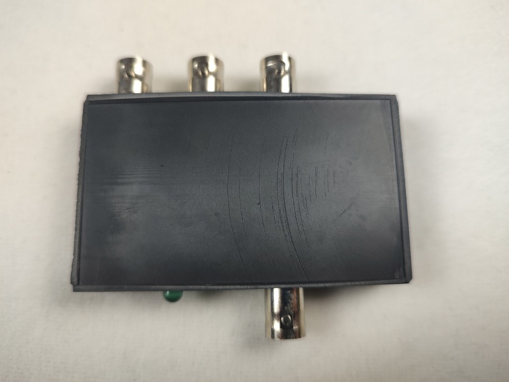 Vac SDI/DA-LT Serial Digital Interface Distribution Amplifier with Power