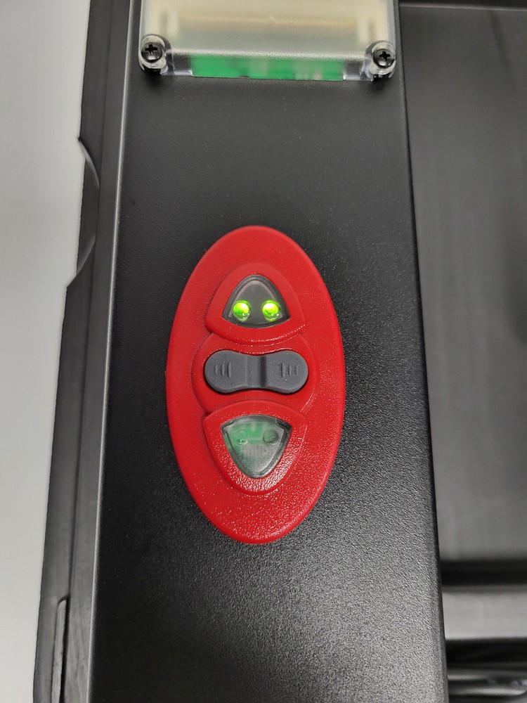 Datamax O'Neil MF8i-270 Portable Dot Matrix Printer Parts (Powers On)