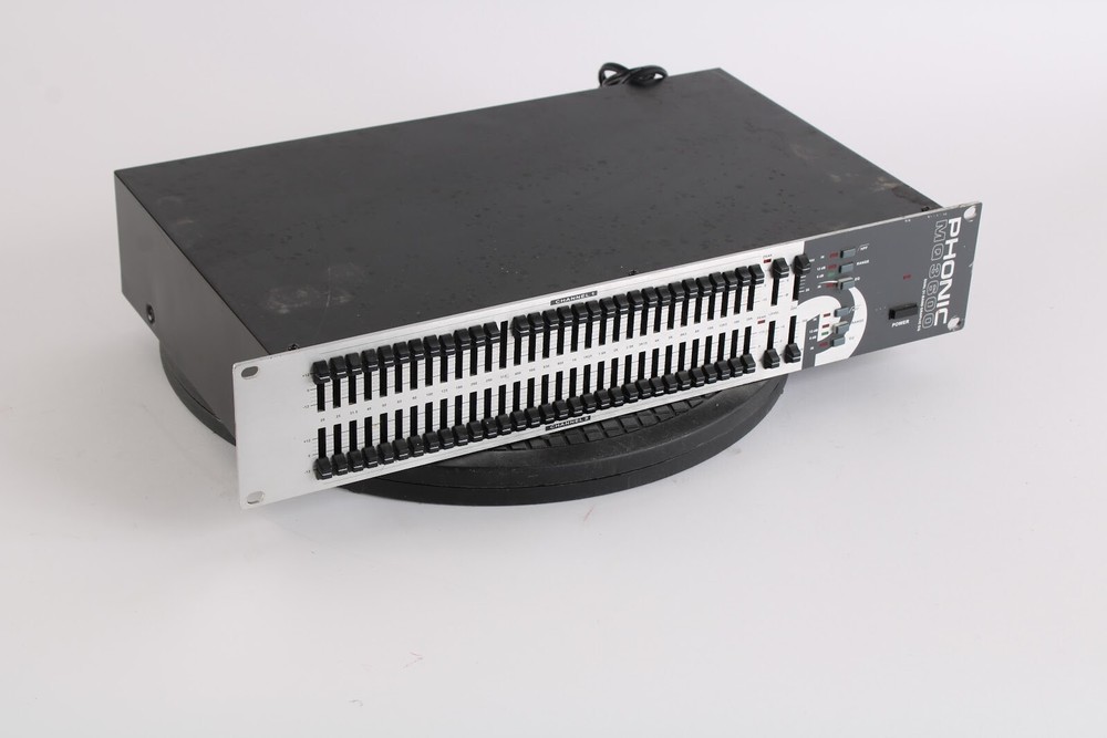 Phonic MQ3600 Dual 31-Band Graphic Equalizer