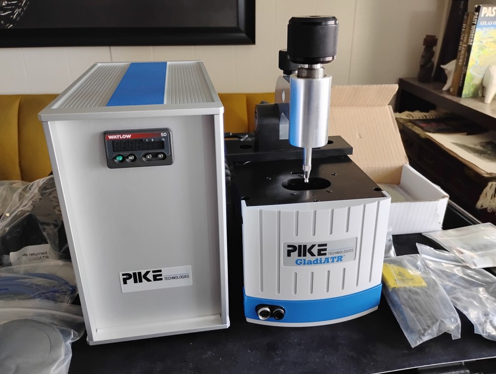 Pike GladiATR Vision Diamond ATR FTIR Accessory System – New in Case