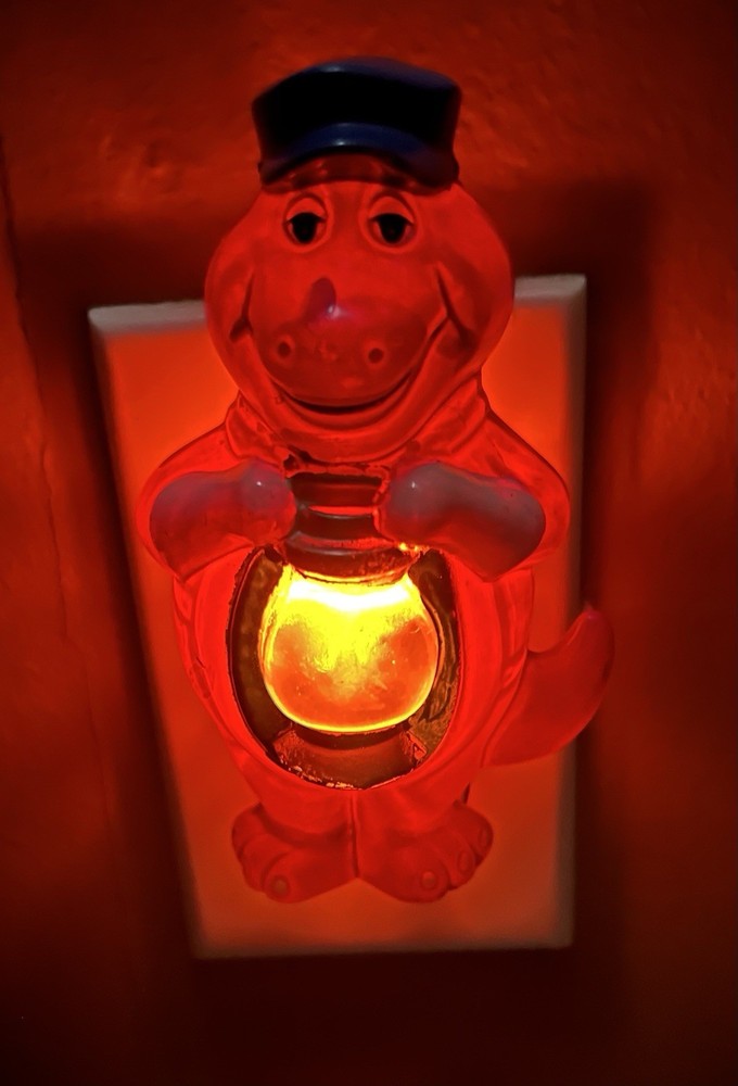 VTG Barney Night Light LITE 1992 Lyons Group WORKS