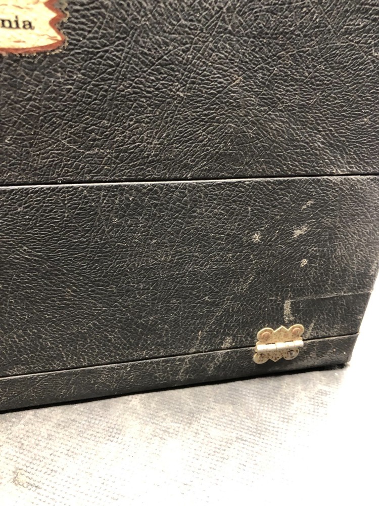 the flintlock muzzle loading specialist box a hobby city BLACK