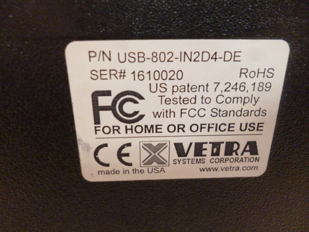 Vetra USB-802-IN2D4-DE 2 port USB DVI quad-head KVM switch W/ front panel