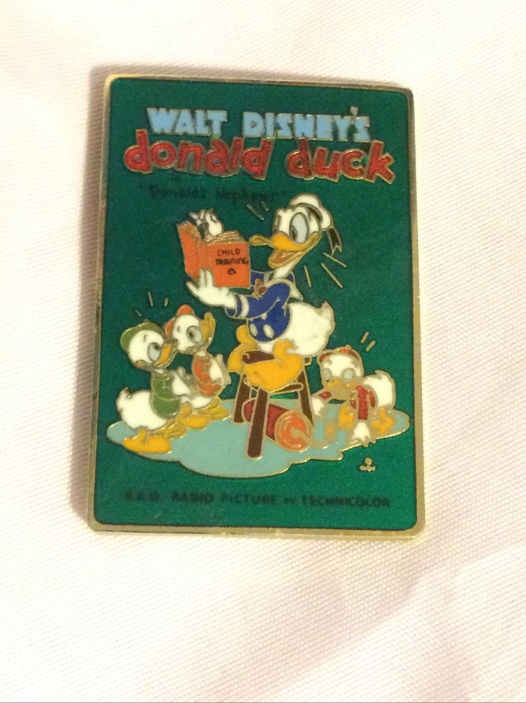 Assorted Disney’s Donald Duck Magnets (6)