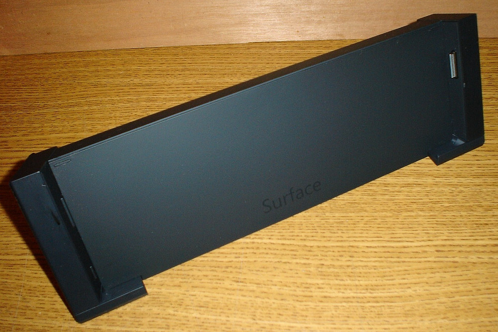 Microsoft Surface Docking Station Model 1664
