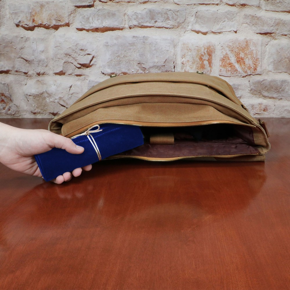 ENHANCE Roll on a Scroll™ Dice Rolling Mat & 7pc Acrylic Dice Set