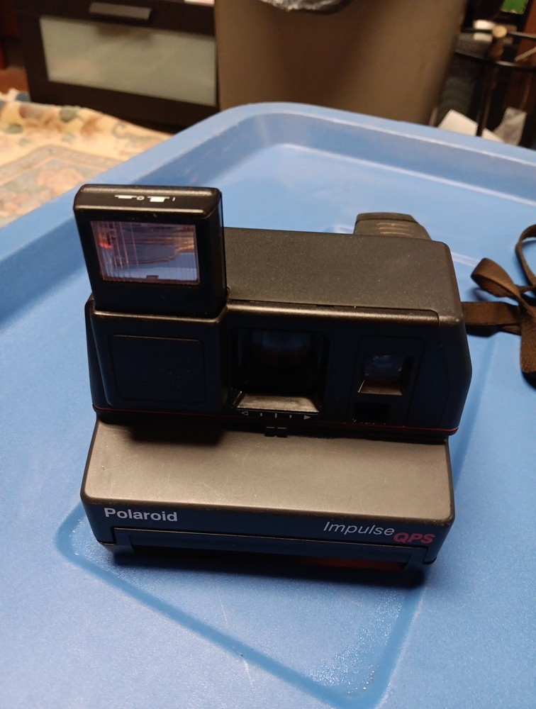 Polaroid Impulse QPS Instant Film Camera with strap !(Untested)!