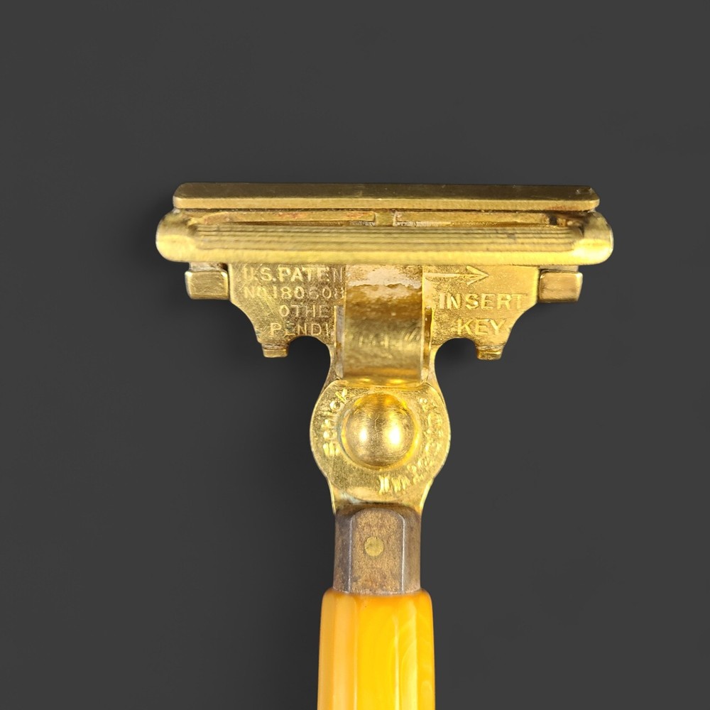 Vintage Schick Brass Injector Razor With Bakelite Handle