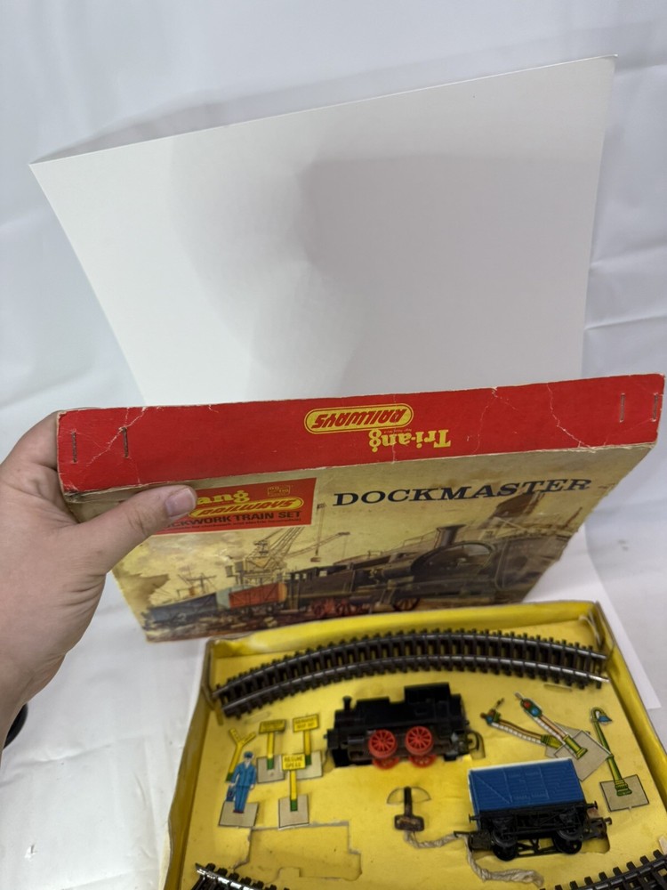 W/ KEY & BOX! Vintage Triang Railways Dockmaster Clockwork Train Set HO/OO RS.70