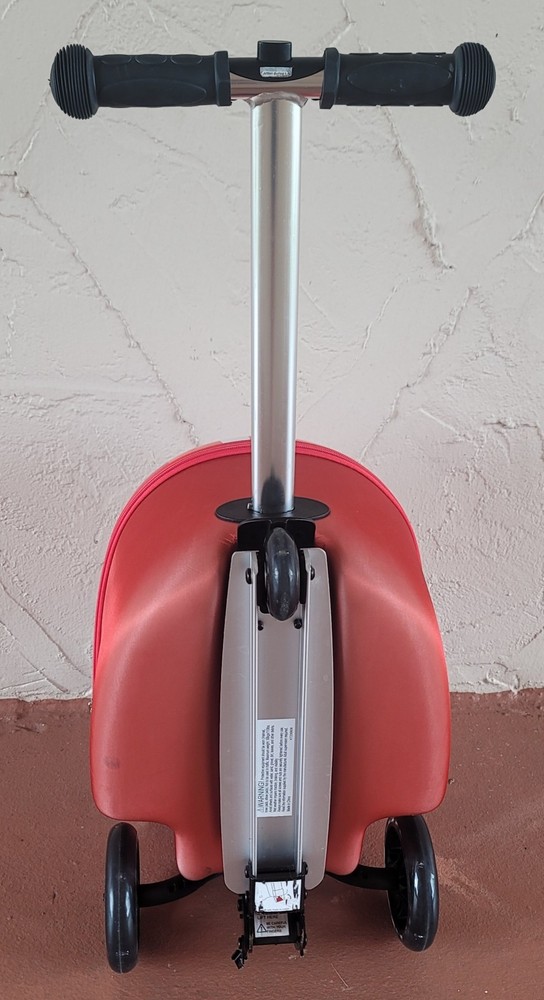 Kiddietotes Race Car Pack N' Go Scooter