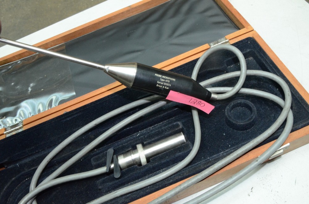 Bruel & Kjaer Type 4170 Probe Microphone With Case