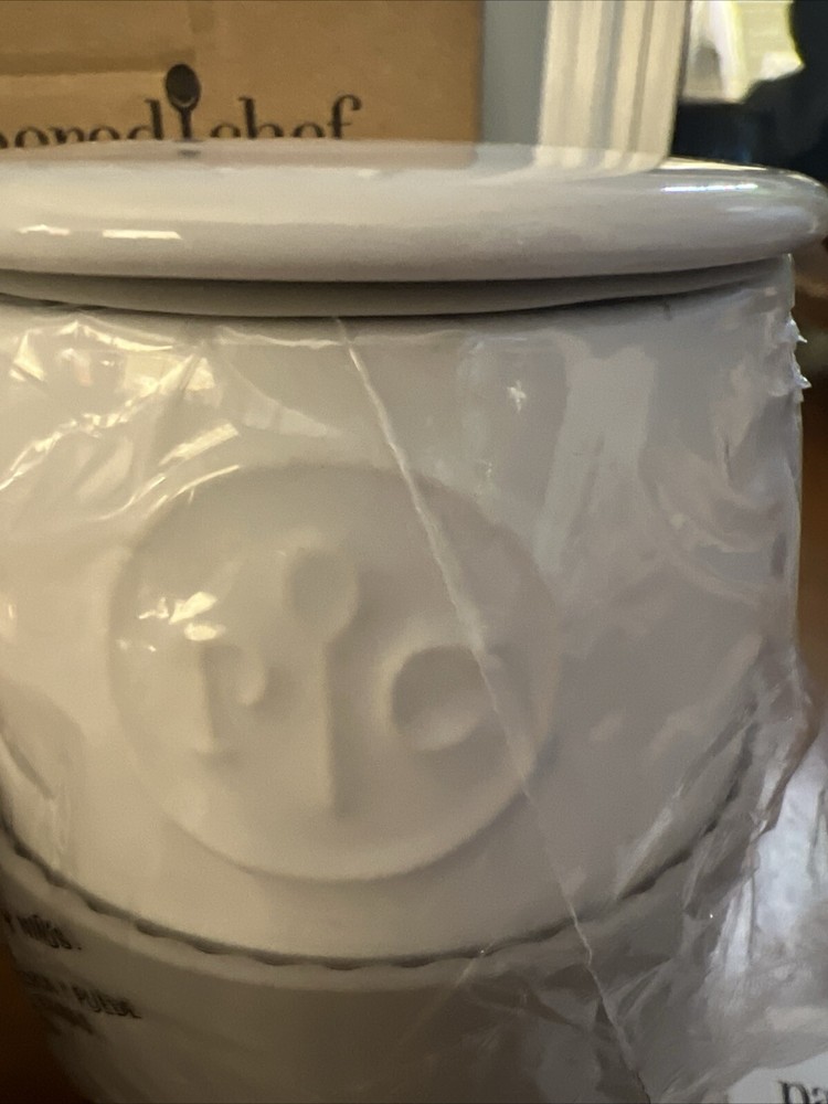 Pampered Chef Ceramic Egg Cooker. Brand New Never Used. 