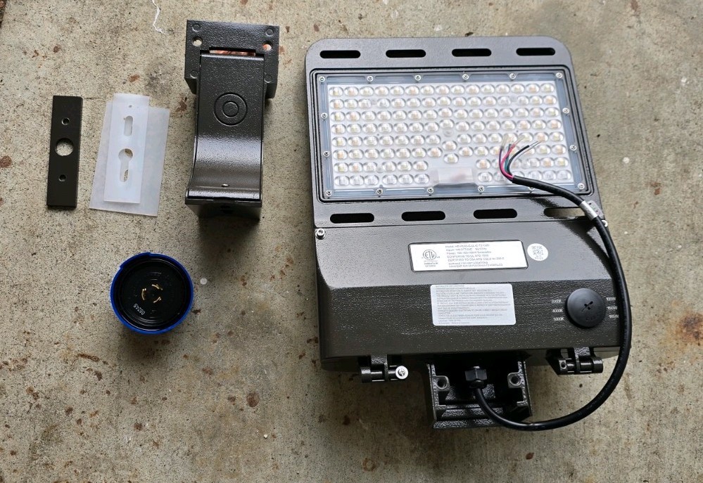 Selectable Led Light With Photocell