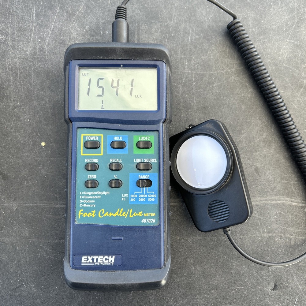 EXTECH Heavy Duty Light Meter Model 407026