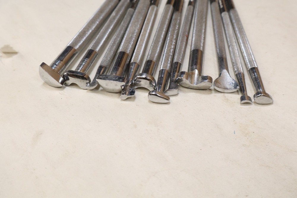 Craftool Leather Stamp / Punch Punches 12 Smooth