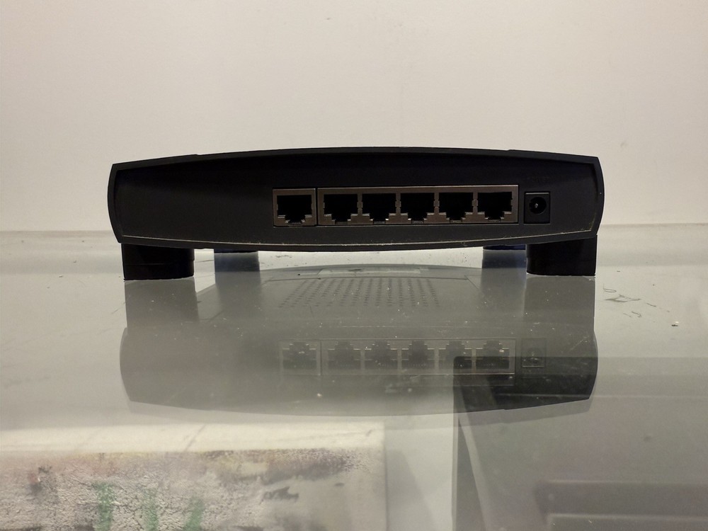Linksys BEFSR41 v.2 EtherFast Wired Cable/DSL Router Preowned OEM Adapter