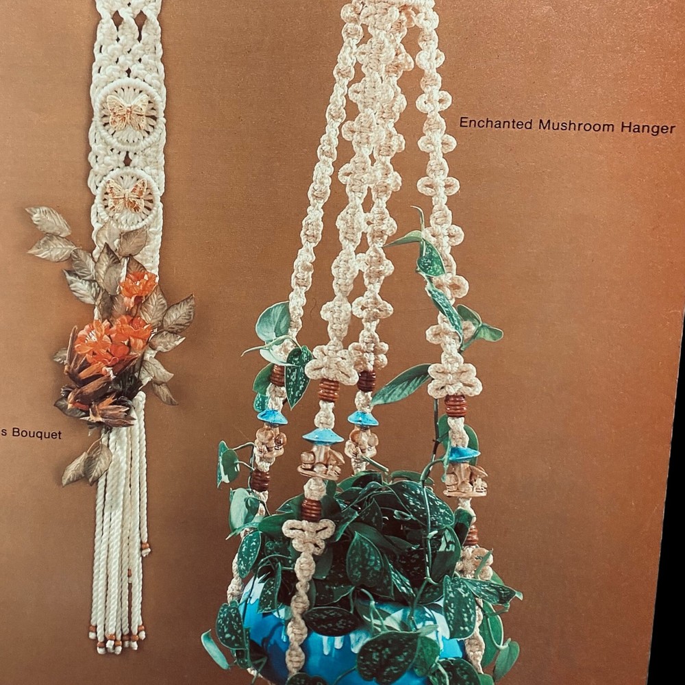 Vintage Macrame Pattern Book Craft Designs Plant Wall Decors