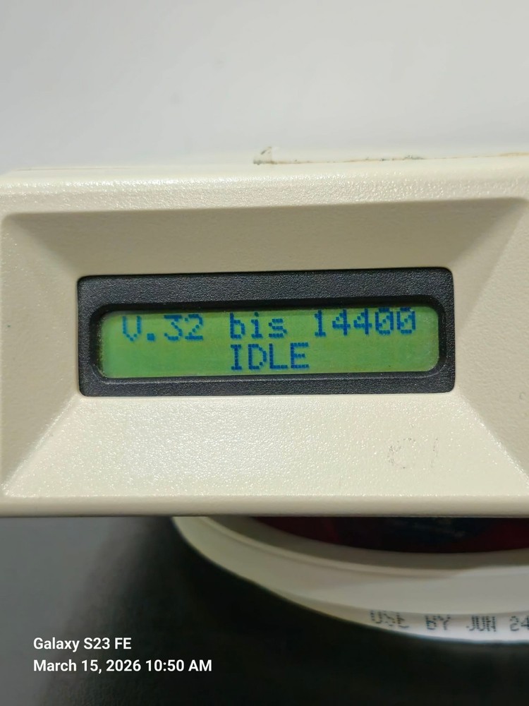 Motorola V.3229 14.4KBPS UDS Mount Modem LCD Display
