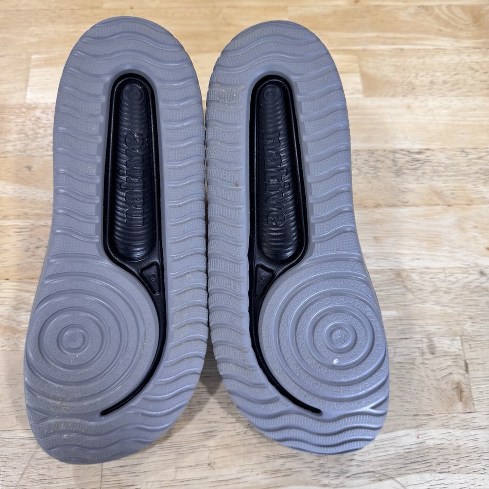 Native Chase Sandal Black/Grey Junior 6 J6 Hook & Loop Waterproof Play PRISTINE