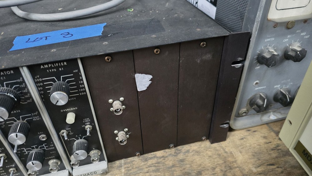 Ithaco Phase-Lock Amplifier Model 353