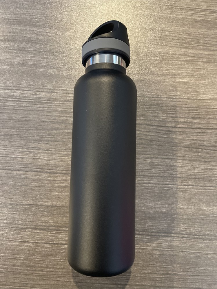 FORGE FORWARD Tundra 20 oz. Bottle. Black