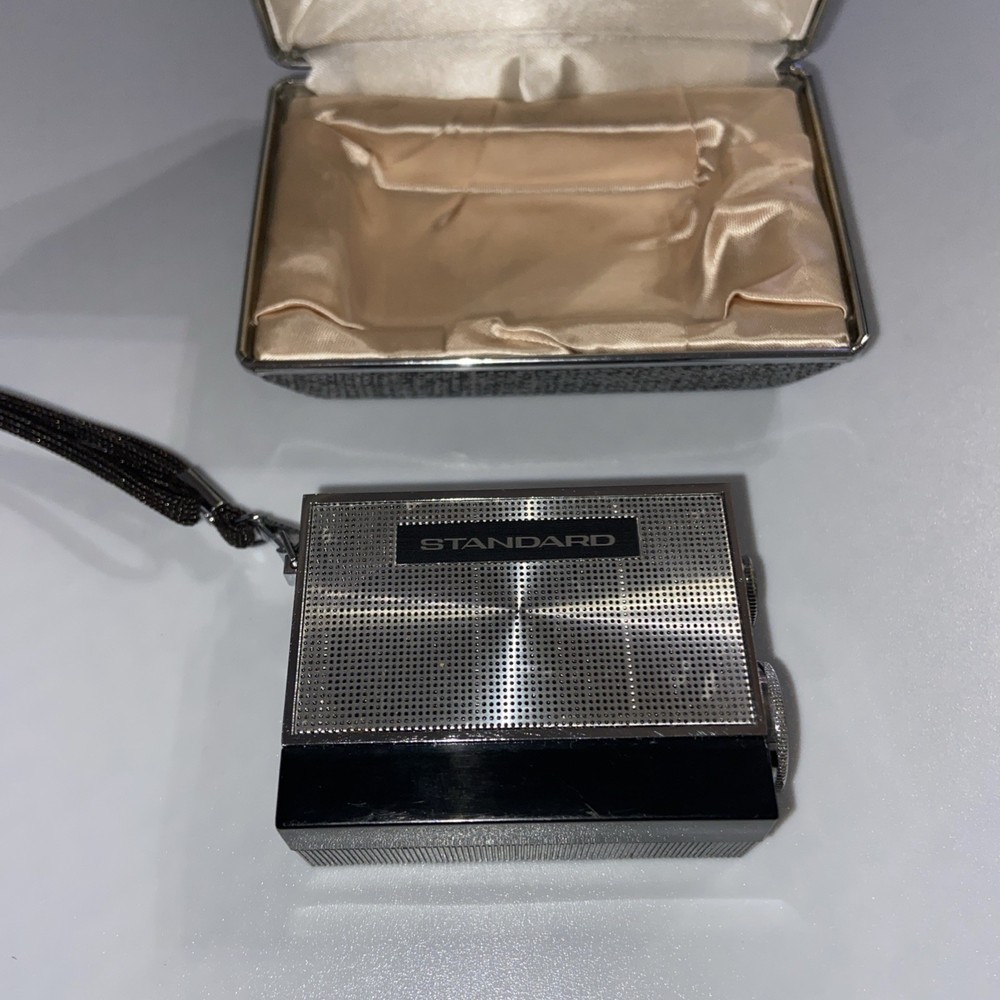 Vtg STANDARD Micronic Ruby SR-H436 Micro TRANSISTOR Radio Untested In Case