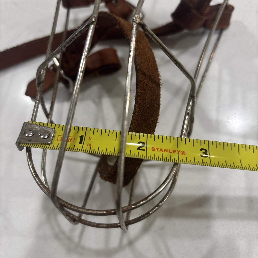 Dog Muzzle Adjustable Metal Wire Basket Leather Straps Small?