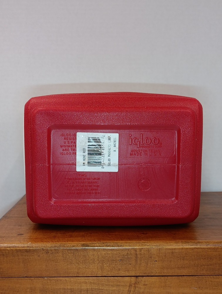 Igloo Playmate Mini Cooler 6 Can Red & White Lunch Box