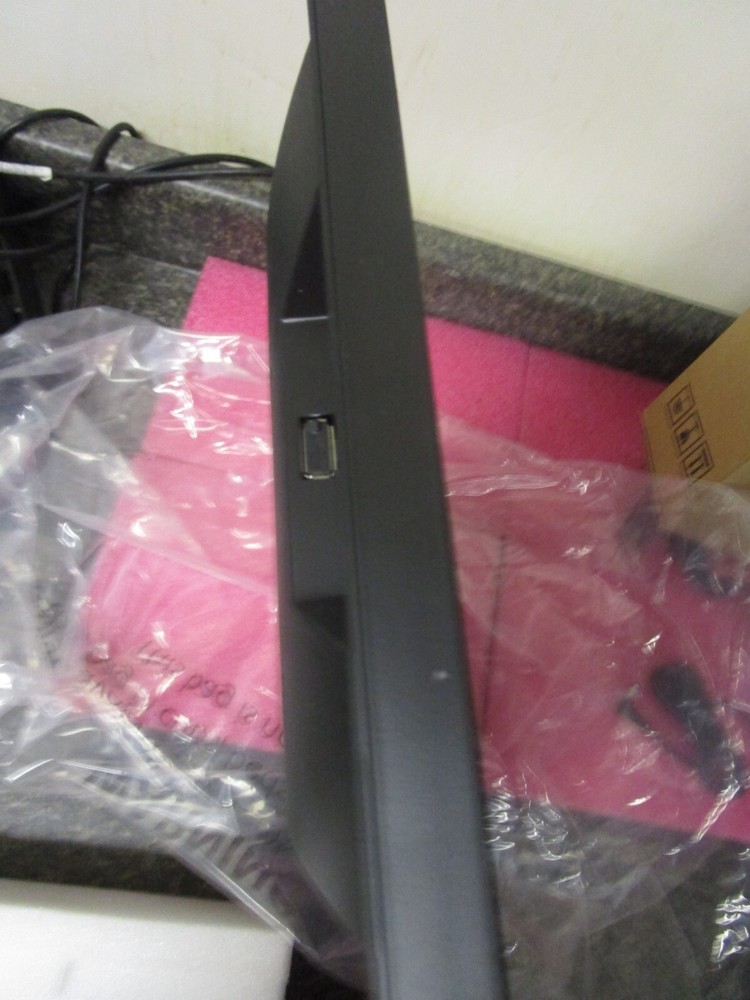 Glorystar Nebula NEB156 15.6" Touchscreen Tablet