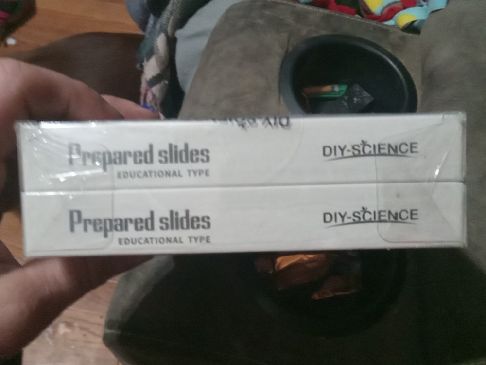 DIY SCIENCE (48) PLASTIC PREPARED MICROSCOPE EDUCATIONAL TYPE SLIDES SEALED