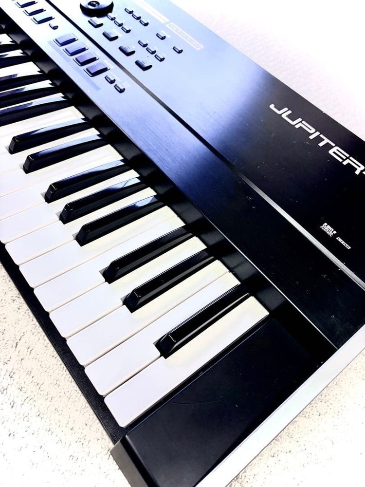Roland JUPITER-50 Keyboard Synthesizer