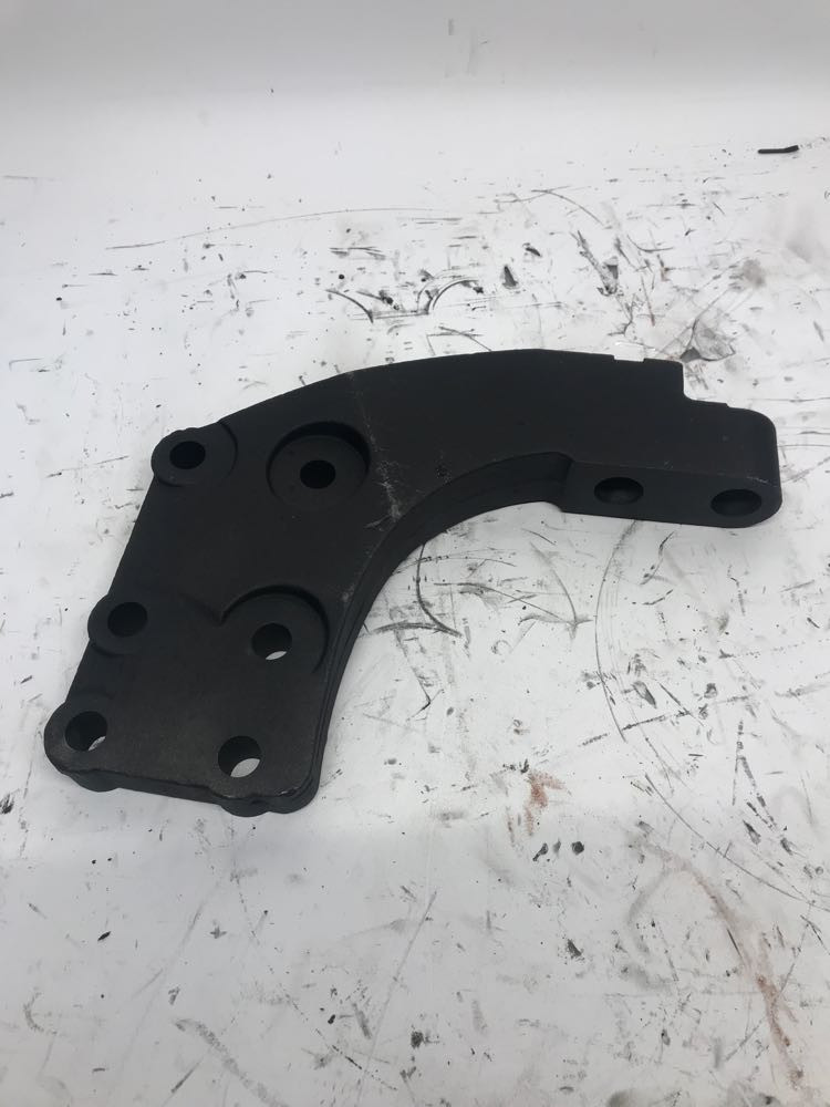 Mack AC380 Engine Mount 158GB5131M (548-12269)