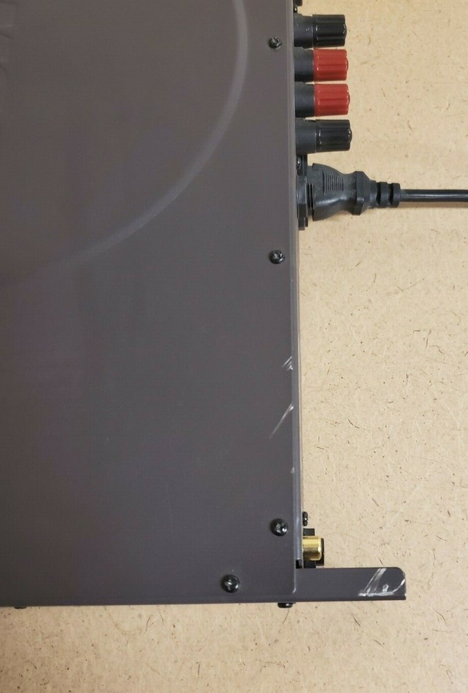 Samson Tech Servo 200 Power Amplifier 2-Channel Relay-controlled Power-on 200W