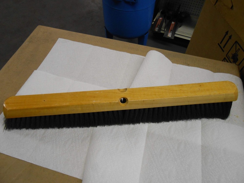 FLO-PAC 1CF16/208P 24" PUSH BROOM PLASTIC FILL (39360)