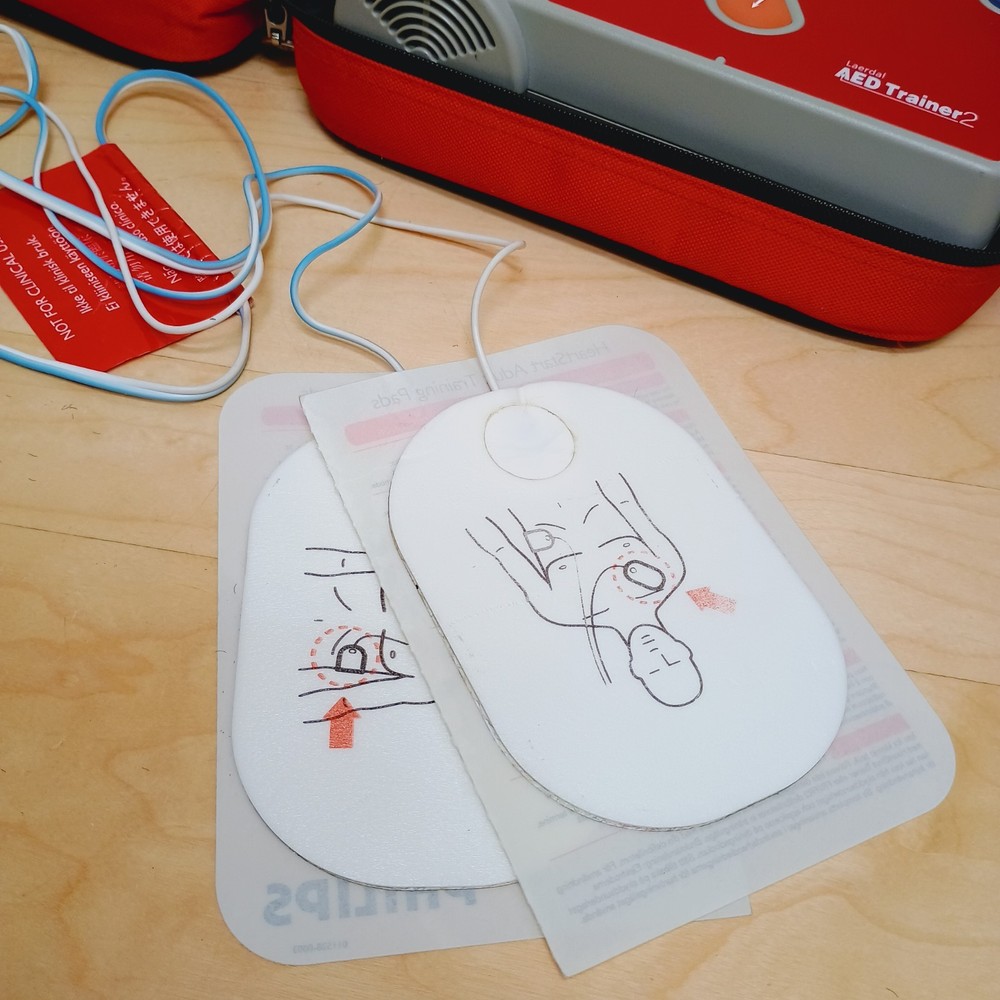 LAERDAL AED Trainer 2 w/ Philips Training Pads