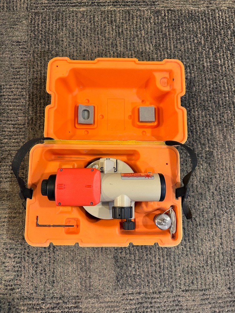 Pentax AL-220 Level Transmitter w/ Case & Tripod