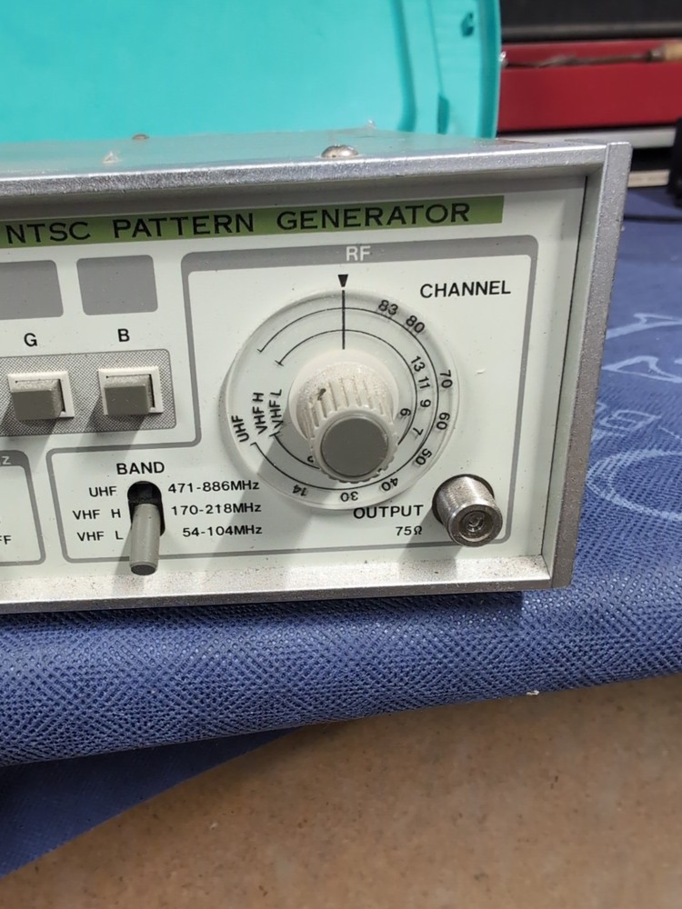 Leader Electronics Model LCG-409 NTSC Pattern Generator LCG409