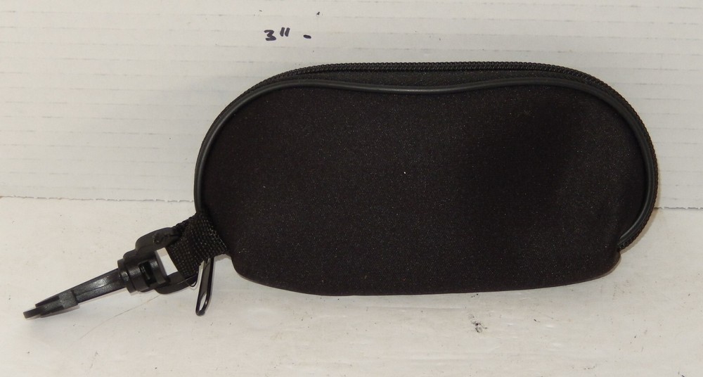 Piranha black Sunglass Eyeglass Case