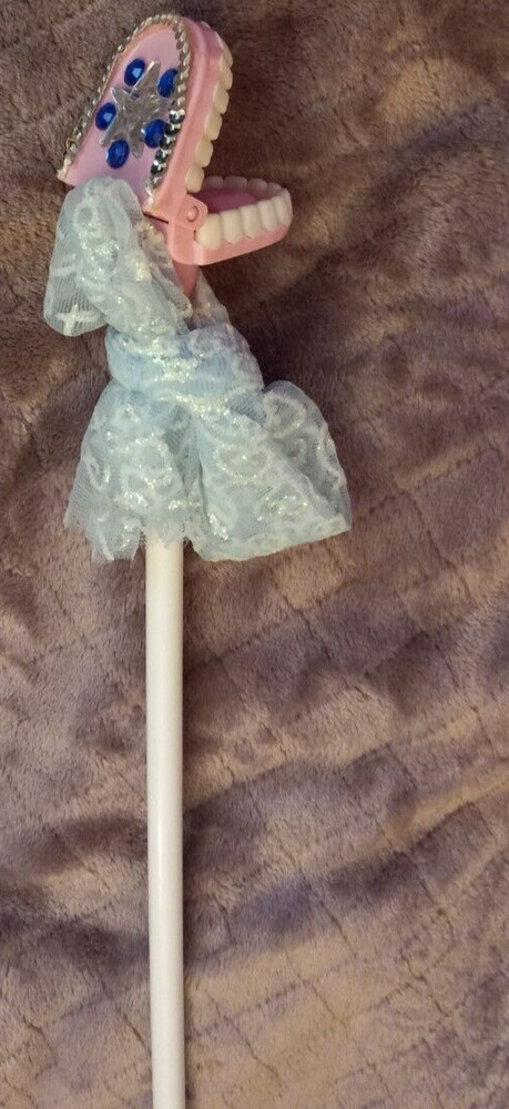 Pink Plastic Teeth Reachy Grabby Stick 19"