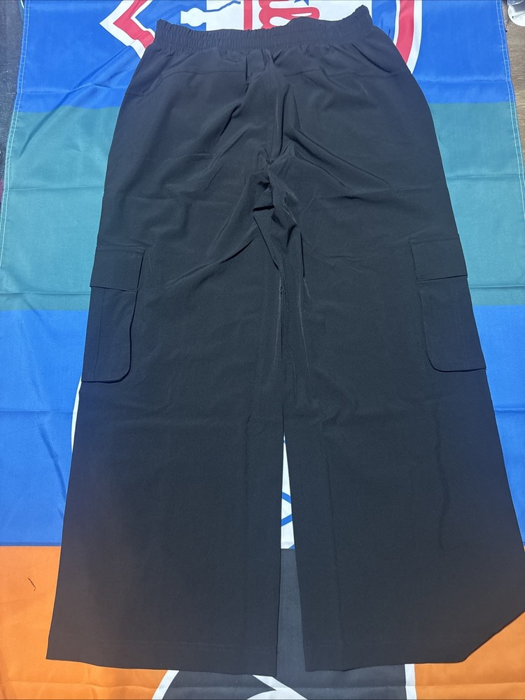 NWT Size Large Regular Fabletics Black Pants 90% Polyester 10% Elastic