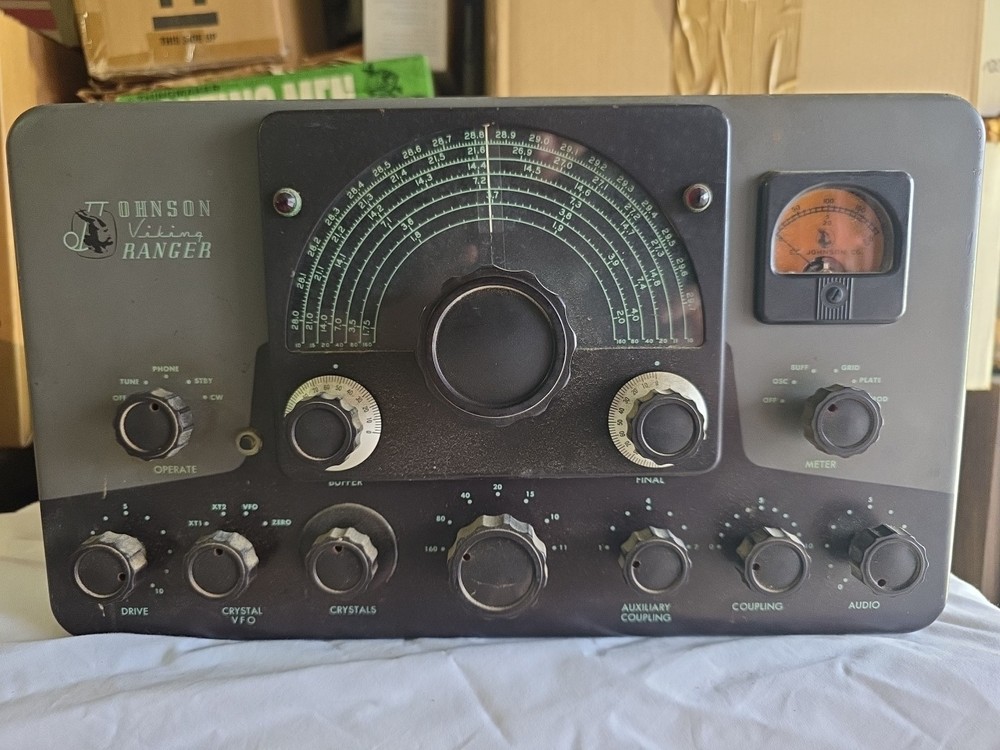 VINTAGE JOHNSON VIKING RANGER TRANSMITTER