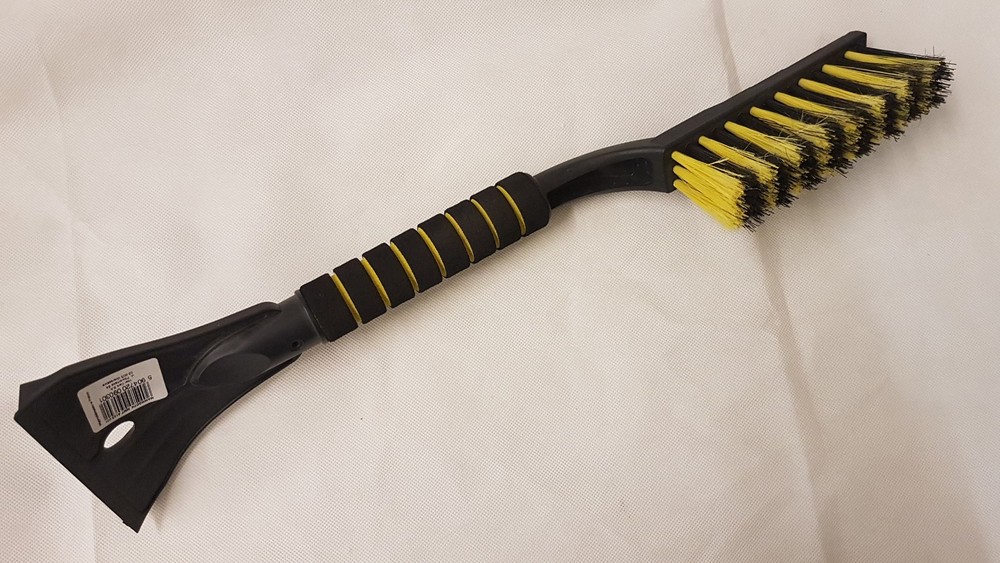 Ice Scraper Brush Soft Grip Ice Scraper Window Scraper Car 65Cm Winter Snow