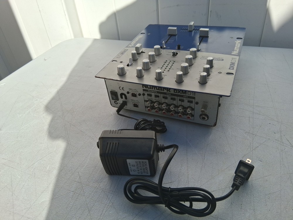 Numark Dxm01 DJ Mixer